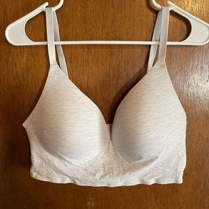 PINK by Victorias Secret wireless push up bra